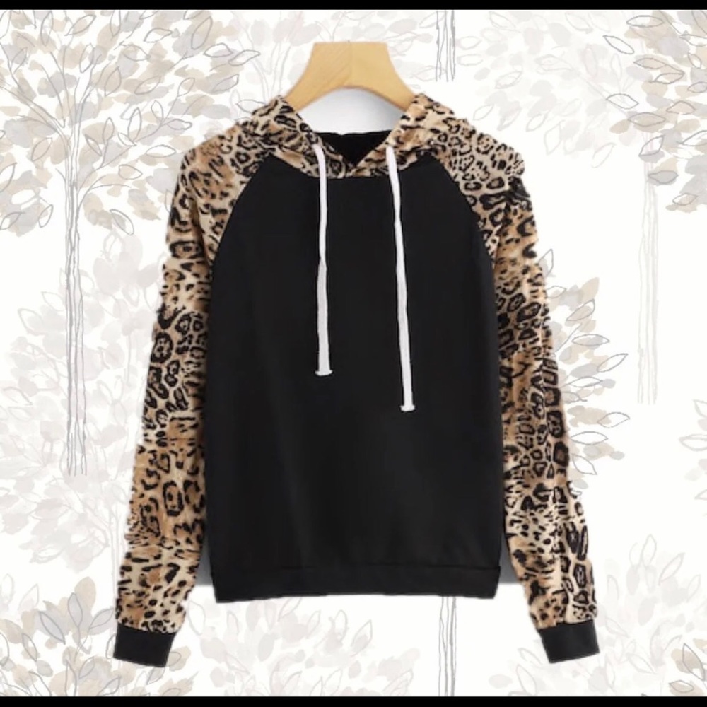 New with tags hoodie